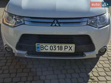 Авто Mitsubishi Outlander 2014 № 8760796