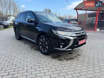 Авто Mitsubishi Outlander 2016 № 8760816