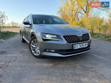 Авто Skoda Superb 2018 № 8760826