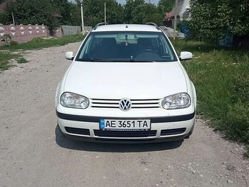Авто Volkswagen Golf 2004 № 8761045