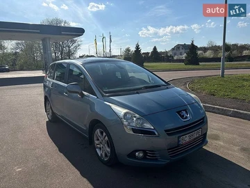 Авто Peugeot 5008 2009 № 8761223