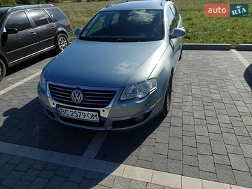 Авто Volkswagen Passat 2010 № 8761224
