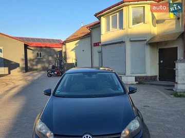 Авто Volkswagen Golf 2010 № 8761236