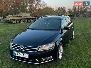 Авто Volkswagen Passat 2011 № 8761408
