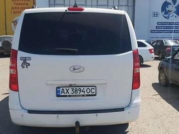Авто Hyundai H-1 2015 № 8761472