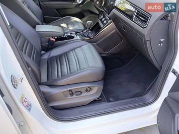 Авто Volkswagen Touran 2021 № 8761619