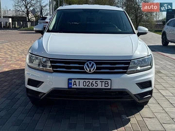 Авто Volkswagen Tiguan 2020 № 8761621