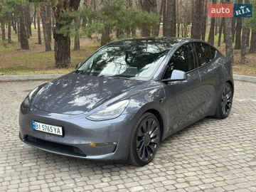 Авто Tesla Model Y 2023 № 8761652