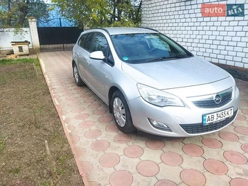 Авто Opel Astra 2011 № 8761916