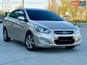 Авто Hyundai Accent 2012 № 8761923
