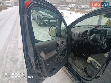 Авто Citroen Berlingo 2010 № 8762131