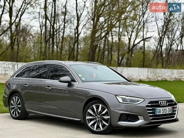 Авто Audi A4 2022 № 8762151