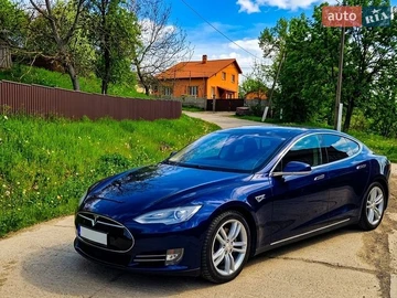 Авто Tesla Model S 2013 № 8762404