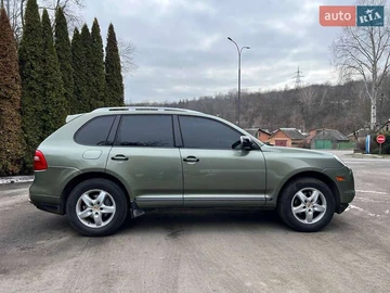 Авто Porsche Cayenne 2008 № 8762410
