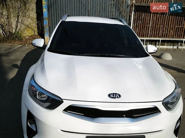 Авто KIA Stonic 2018 № 8762416