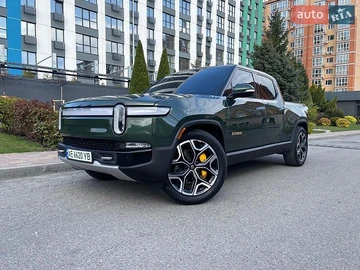 Авто Rivian R1T 2023 № 8762595
