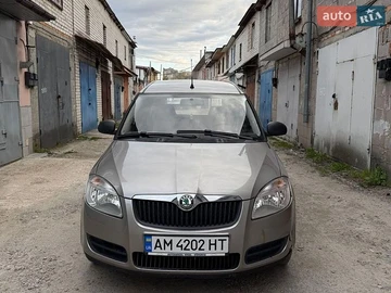 Авто Skoda Roomster 2009 № 8762606