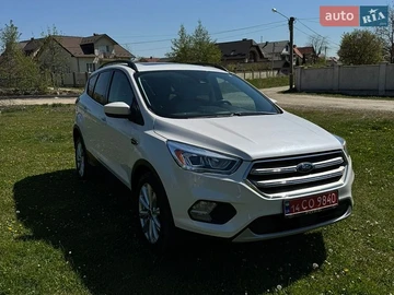 Авто Ford Escape 2019 № 8762830