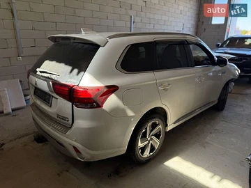 Авто Mitsubishi Outlander 2019 № 8763244