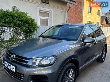 Авто Volkswagen Touareg 2014 № 8763435