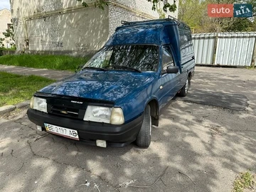 Авто Иж 2717 Ода 2004 № 8763671
