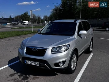 Авто Hyundai Santa Fe 2012 № 8763911