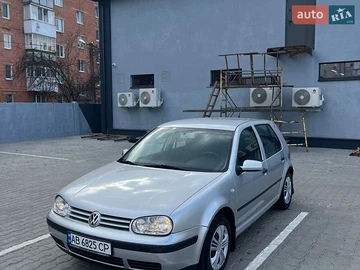 Авто Volkswagen Golf 2002 № 8764337