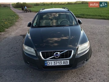 Авто Volvo V70 2013 № 8764632