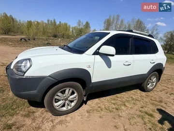 Авто Hyundai Tucson 2012 № 8764653
