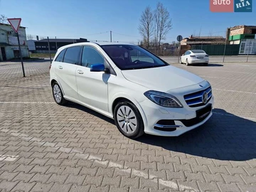 Авто Mercedes B-Class 2015 № 8764659