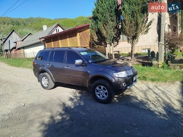 Авто Mitsubishi Pajero Sport 2013 № 8764683