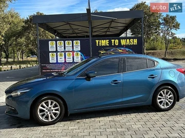 Авто Mazda 3 2017 № 8764689