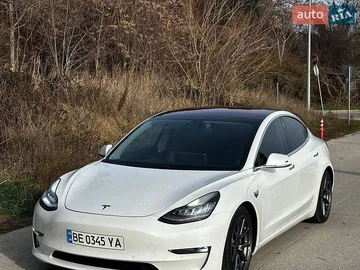 Авто Tesla Model 3 2018 № 8764785