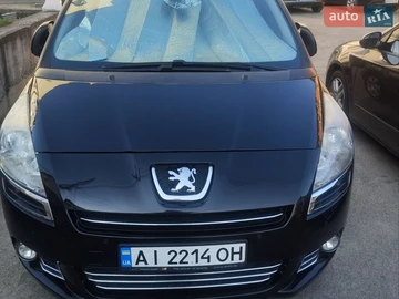Авто Peugeot 5008 2012 № 8764873