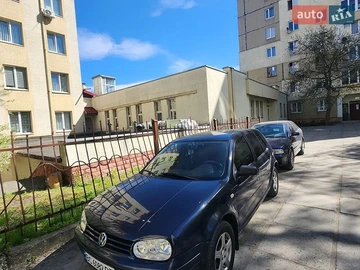 Авто Volkswagen Golf 1999 № 8764968