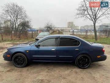 Авто Nissan Maxima 2000 № 8764970