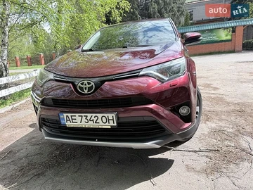 Авто Toyota Rav4 2017 № 8765154