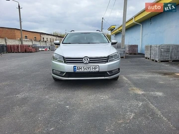 Авто Volkswagen Passat 2014 № 8765378