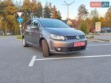 Авто Volkswagen Touran 2012 № 8765379
