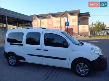Авто Renault Kangoo 2017 № 8765487