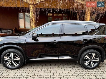 Авто Nissan Rogue 2021 № 8765521