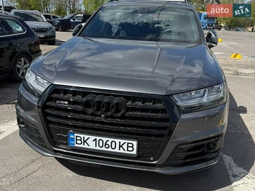 Авто Audi Q7 2018 № 8765527