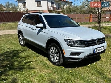 Авто Volkswagen Tiguan 2018 № 8765749