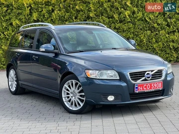 Авто Volvo V50 2011 № 8765990