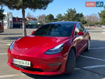 Авто Tesla Model 3 2018 № 8766180