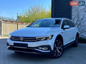 Авто Volkswagen Passat Alltrack 2022 № 8766351