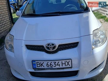 Авто Toyota Auris 2007 № 8766378