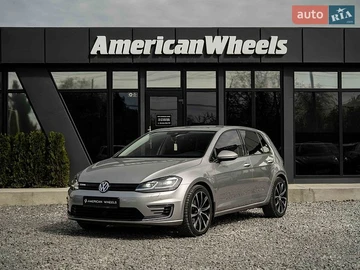 Авто Volkswagen E-Golf 2017 № 8766622