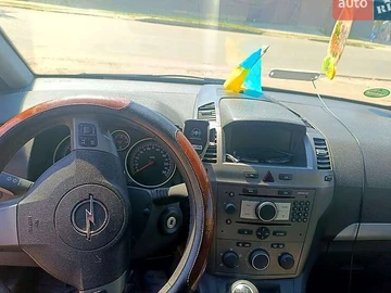 Авто Opel Zafira 2006 № 8766730
