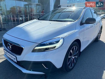 Авто Volvo V40 Cross Country 2019 № 8767047